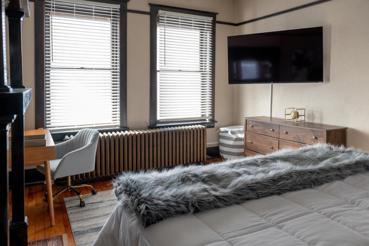 Updated 3 Bedroom Unit With Balcony! Кейп Джирардо Екстериор снимка